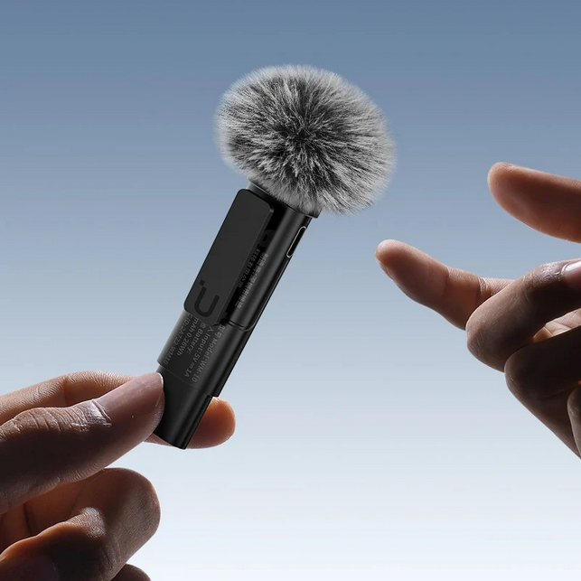 Ulanzi WM-10 Wireless Clip-on Microphone for Smartphone & Type-C