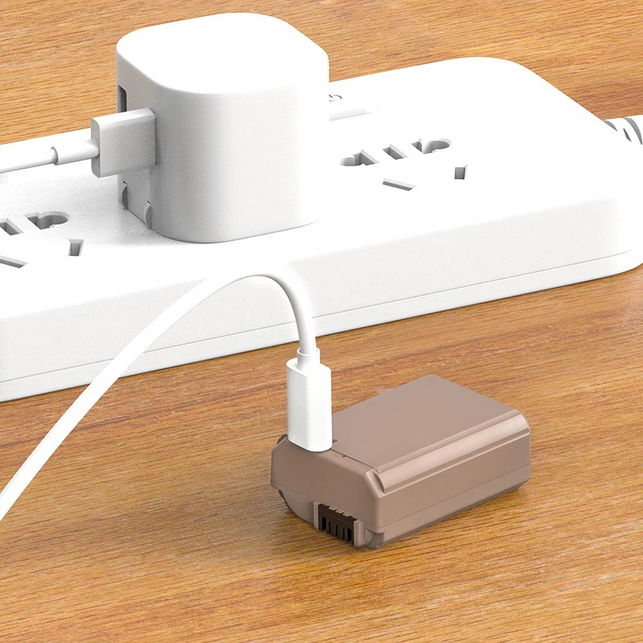 Ulanzi Canon LP-E6NH Type Lithium-Ion Battery With USB-C Charging Port